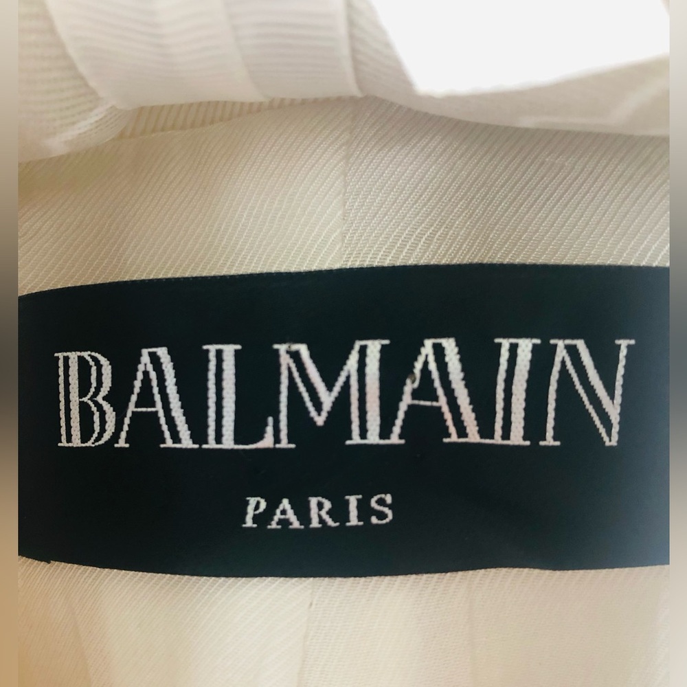 GIFTABLE . Balmain White Double-Breasted Tailored Blazer. Size 34 - Picture 10 of 12